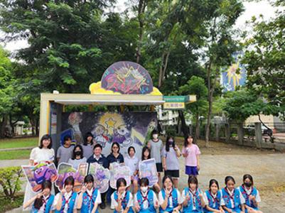 2025學生創意躍上街頭公車亭 高雄光華國中開創城市公共藝術新模式 2025學生創意躍上街頭公車亭 高雄光華國中開創城市公共藝術新模式